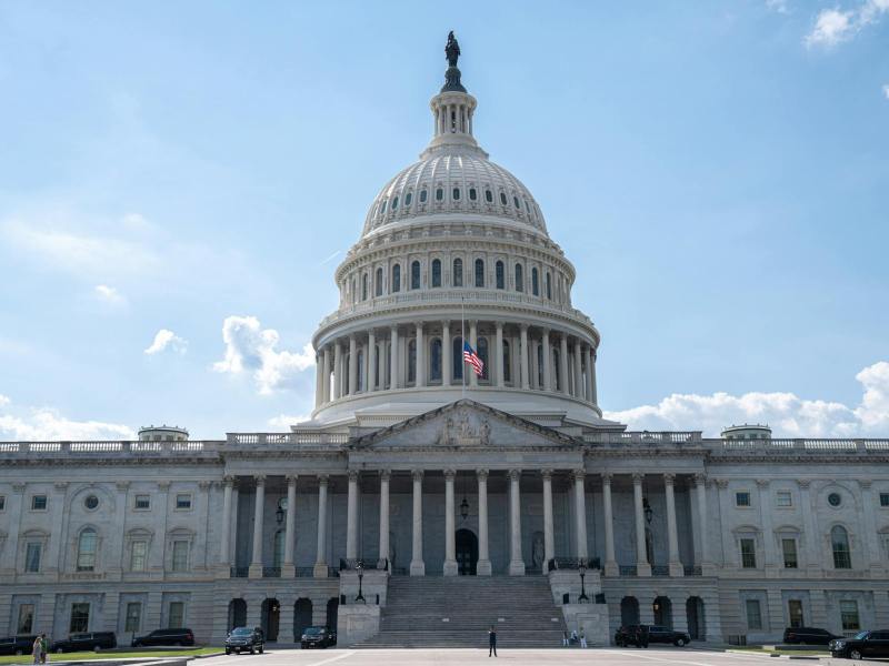 majestic view of the us capitol building